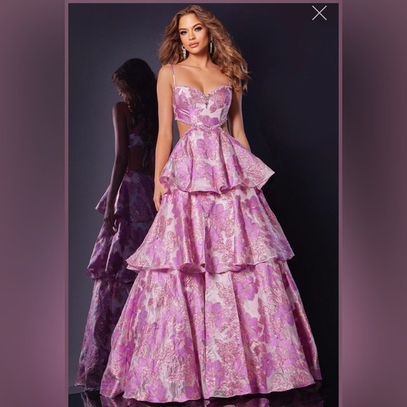 Jovani pink Floral Backless Gown - Picture 4 of 5